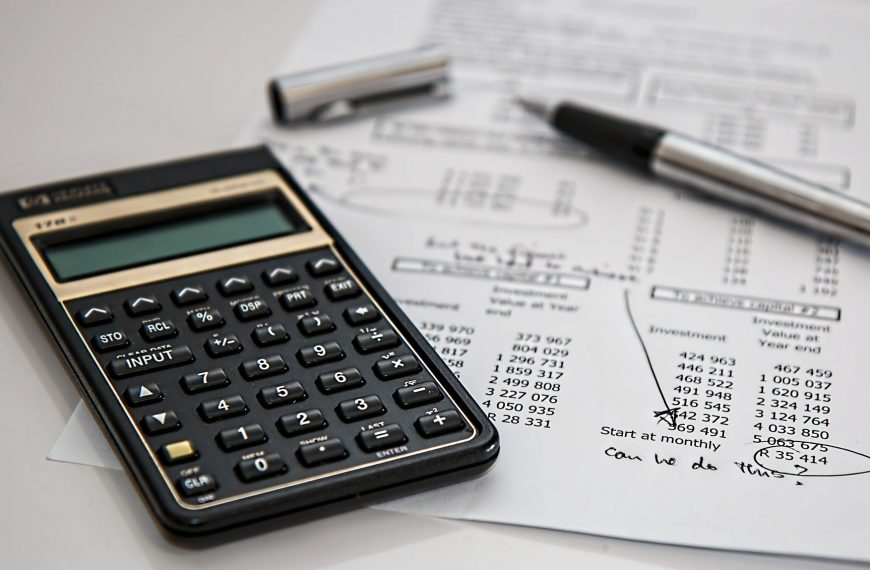 Commission finance